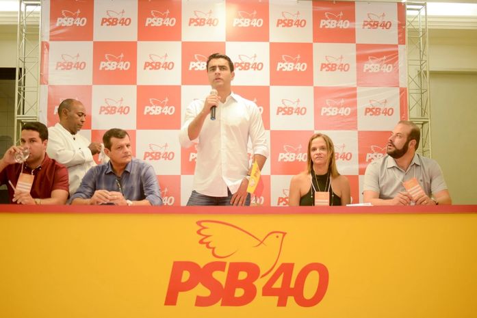 No encontro do PSB, lideranças cobram "JHC governador"