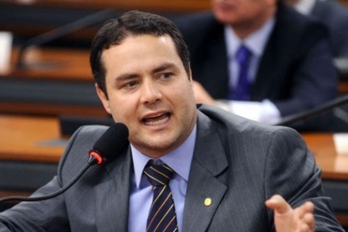 Deputado estadual está com acesso impedido ao governador Renan Filho