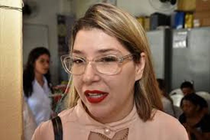 Júlia Nunes, presidente da AME