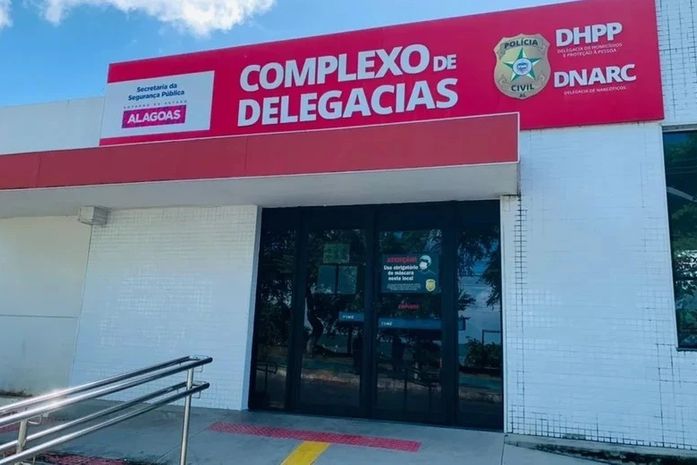 Vizinhos são indiciados por matar mulher para roubar sua casa; suspeitos estão foragidos