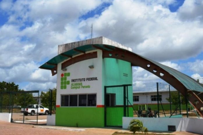 Ifal Penedo abre vestibular complementar para o curso de Química Industrial com 8 vagas remanescentes