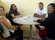 Prefeita Rita (camisa branca) com Valquíria Cândido e assessores