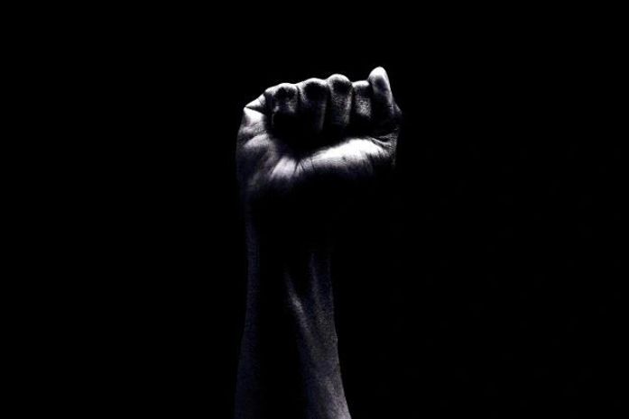 O estado de Alagoas faz o nem-te-ligo para o combate ao racismo estrutural, ou o custo de socializar direitos quebra a hegemonia do grupo dominante.