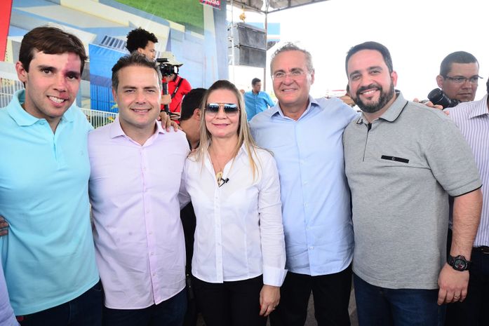 Encontro em Major: O vice, Leopoldo, Renan Filho, prefeita Santana, Renan Calheiros e Paulo Dantas
