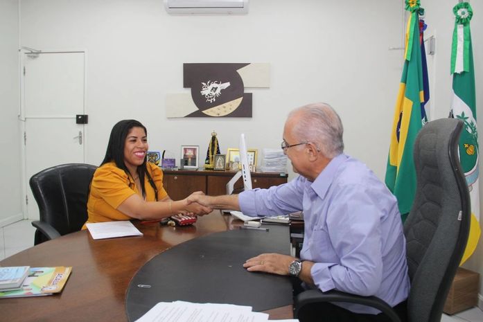 Teófilo recebe presidente da ACALA e discute criação de comitê de estimulo a produção literaria
