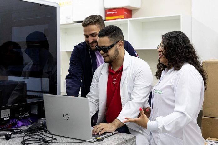 Laboratório virtual e inclusivo: Projeto promove acessibilidade para alunos com deficiência visual