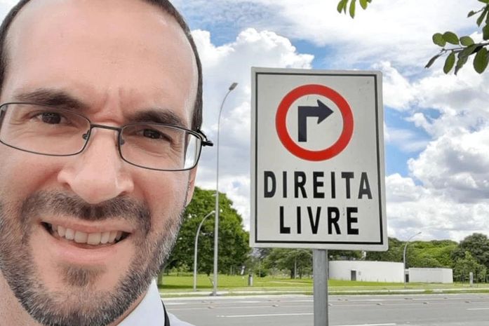 Bolsonaro manda fazer ''Pra poder dizer que não é culpado de nada'', diz ex-assessor