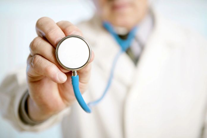 MEC quer aperfeiçoar processo de revalidação do diploma de medicina