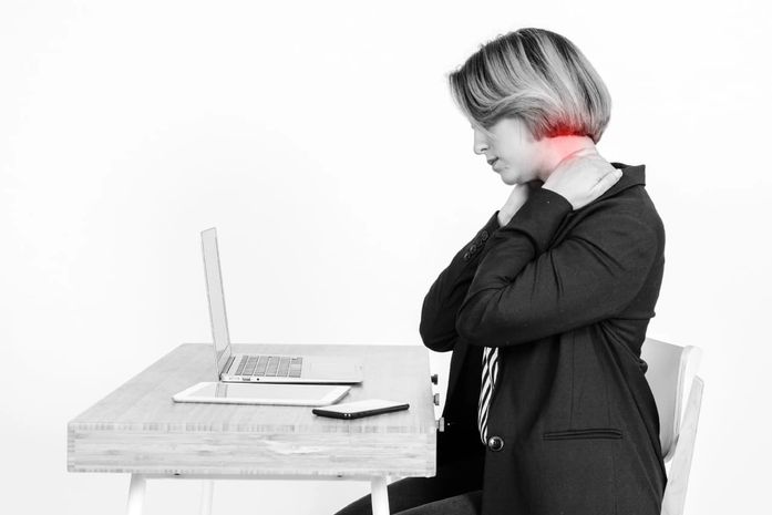 Fisioterapeuta alerta para as lesões ergonômicas no trabalho
