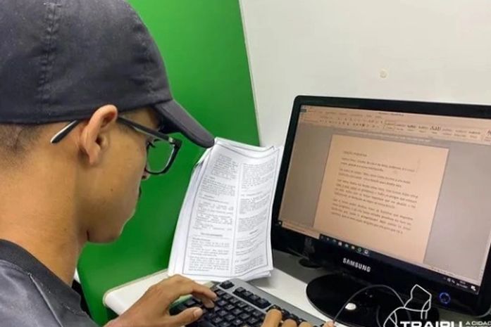 Parceria entre Prefeitura e Senar leva curso de inclusão digital para moradores de Traipu
