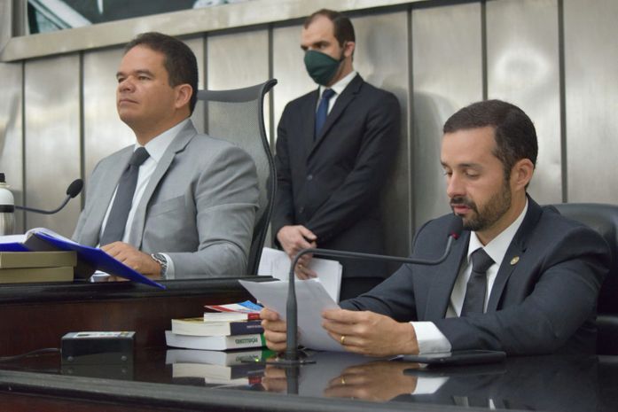 Deputados Marcelo Victor e Bruno Toledo