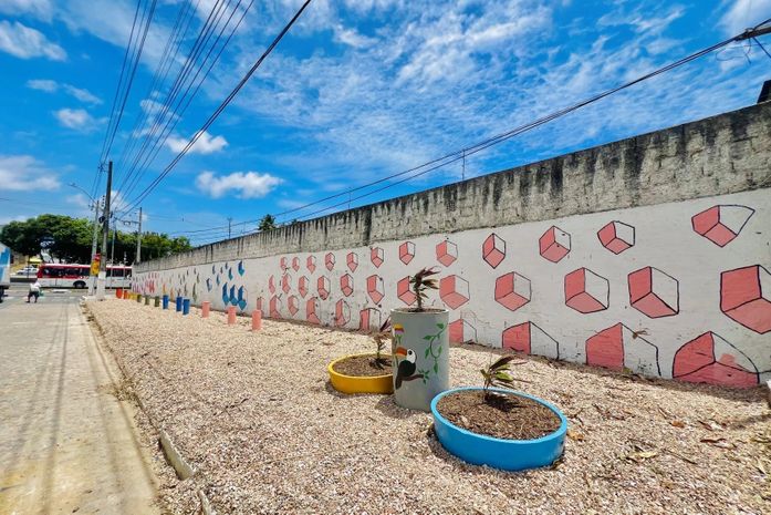 Alurb revitaliza antigo ponto de lixo no Santo Amaro