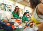 Primeira-dama de Maceió, Marina Candia, visita cooperativa de recicláveis do Benedito Bentes: "experiência única"
