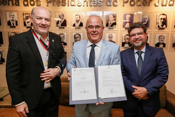TJAL e Ufal firmam parceria para aprimorar ações relativas ao programa Moradia Legal