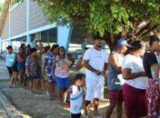 Moradores do Pontal de Coruripe afetados pelas fortes chuvas recebem cestas básicas