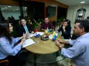 Prefeito e deputada recebem garantias da recuperação de rodovia em Limoeiro