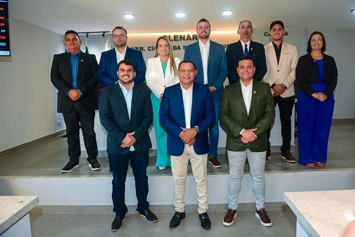 Prefeito de Anadia participa de sessão de abertura do ano legislativo na Câmara