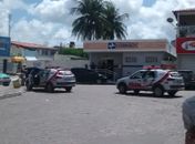 om o susto, o gerente do estabelecimento fechou o local.