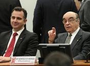 Relator vota pela rejeição da denúncia contra Temer e ministros na CCJ