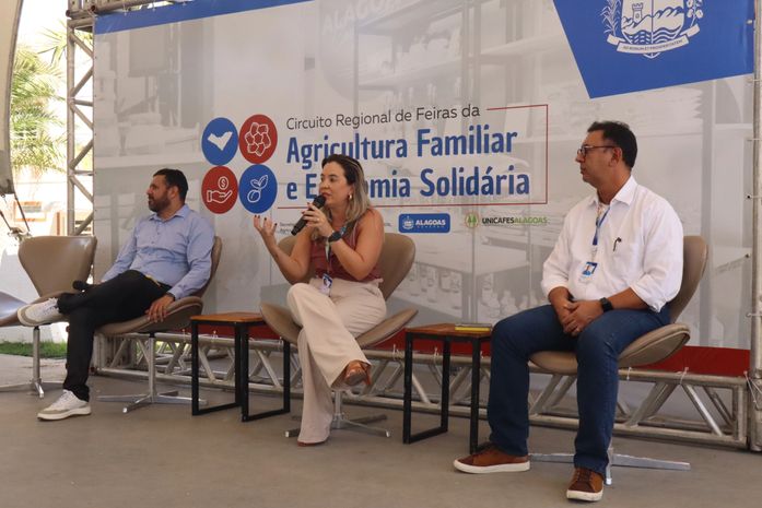 Arapiraca sedia abertura do Circuito Regional da Agricultura Familiar com feira que celebra produção local e economia solidária