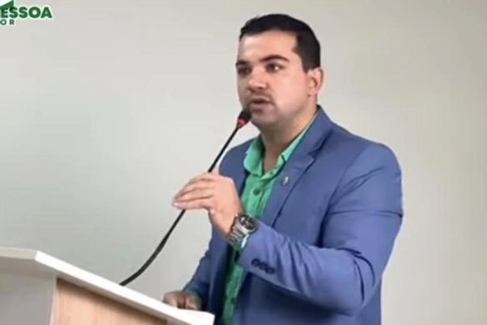 Abimael não foi humilde para pedir desculpa pela garfe cometida