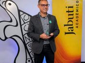Professor alagoano vence Prêmio Jabuti Acadêmico 2026 com obra sobre administração pública