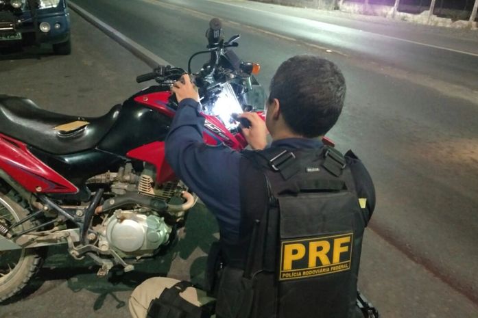Moto adulterada foi recuperada na BR-104