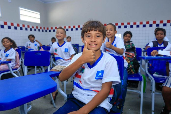 Prazo para pré-matrícula na rede pública estadual para o ano letivo de 2024 vai até dia 20 deste mês