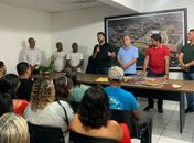 Prefeito Lucas Santos reúne microempreendedores e autônomos de Traipu em mais uma etapa da concessão do auxílio; Secretaria de Indústria e Comércio visitou comerciantes já beneficiados