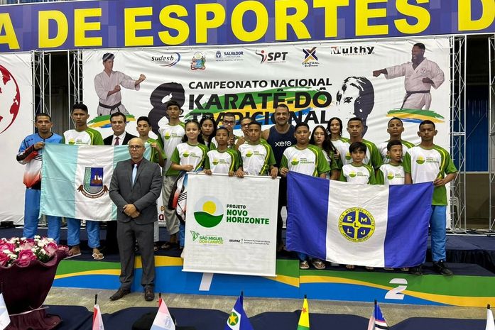 Projeto Novo Horizonte de São Miguel dos Campos conquista 8 medalhas no Campeonato Brasileiro de Karatê