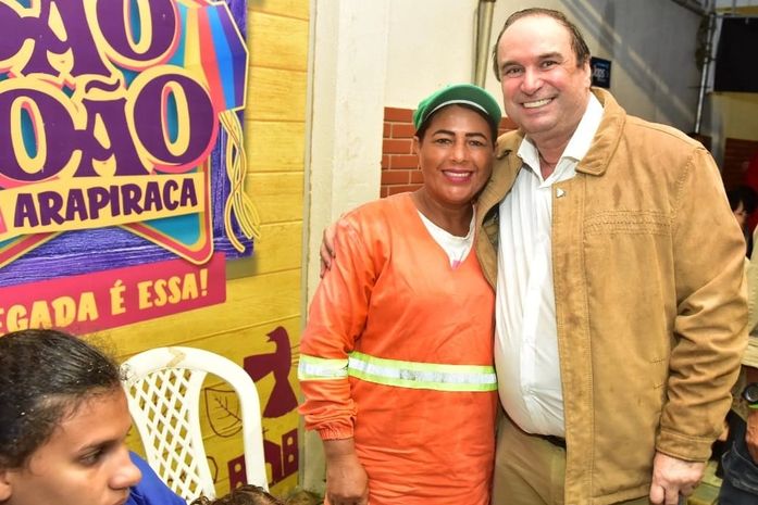 Prefeito Luciano destaca espírito de solidariedade do arapiraquense