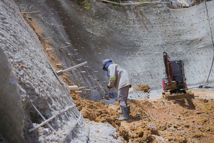 Obras de contenção na Encosta Princesa Diana atingem 77% de execução em Maceió