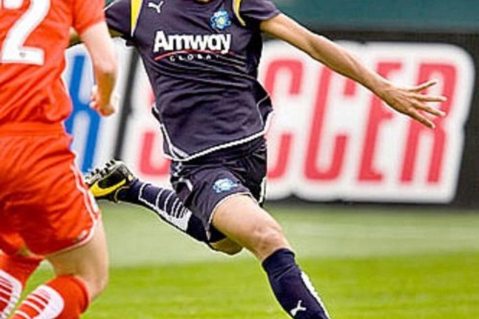 Marta estréia com o pé direito no futebol dos EUA