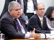 Maia inclui agentes penitenciários na reforma da Previdência