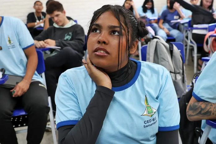 Pé-de-Meia: nascidos em setembro e outubro recebem parcela de R$ 200
