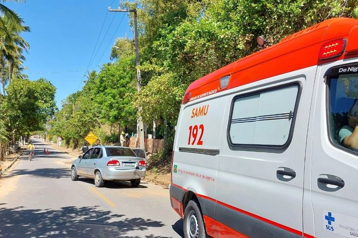 Colisão entre carro e moto deixa jovem de 19 anos ferido no Litoral Norte de AL