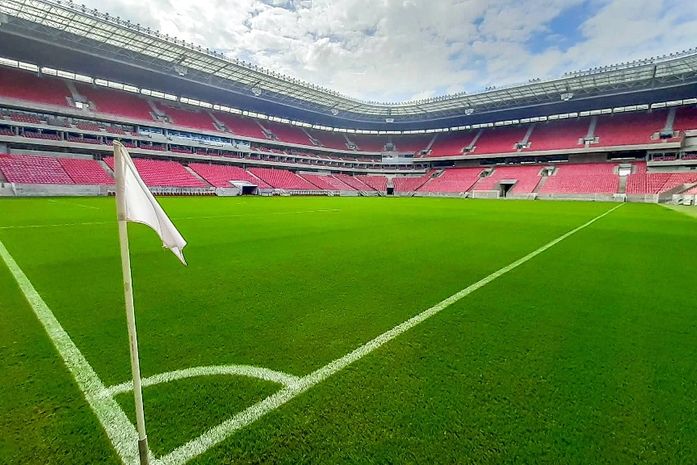 Cruzeiro de Arapiraca enfrenta o Retrô no Arena (PE) neste sábado (13)