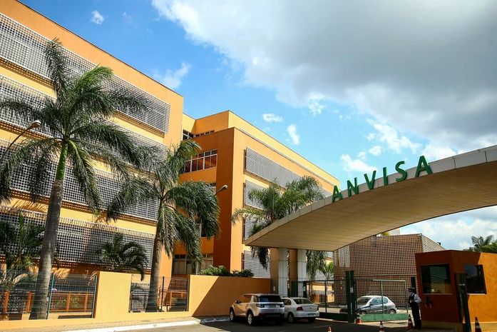 Anvisa diz que prazo para liberar vacinas tem a ver com documentação