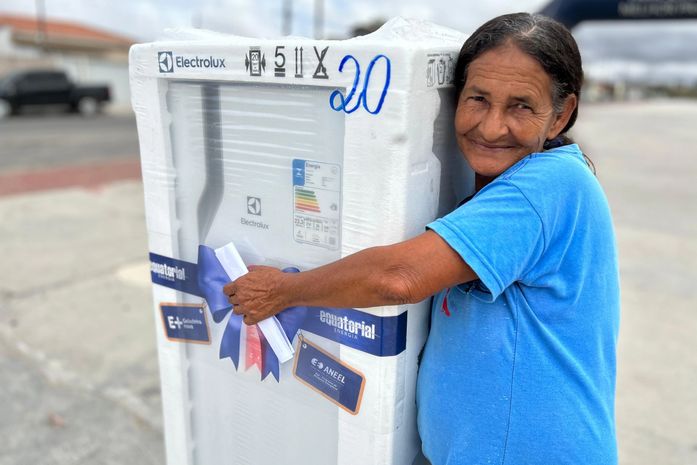 E+ Geladeira: Equatorial entrega 40 geladeiras aos moradores de Jundiá e São José da Tapera