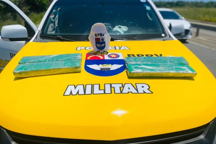 Polícia apreende 6,6 kg de maconha após abordar motorista na AL-101 Sul