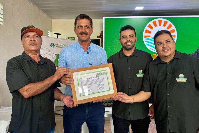Conagreste fortalece a agricultura familiar e amplia mercados com entrega do 1º SISBI no Agreste