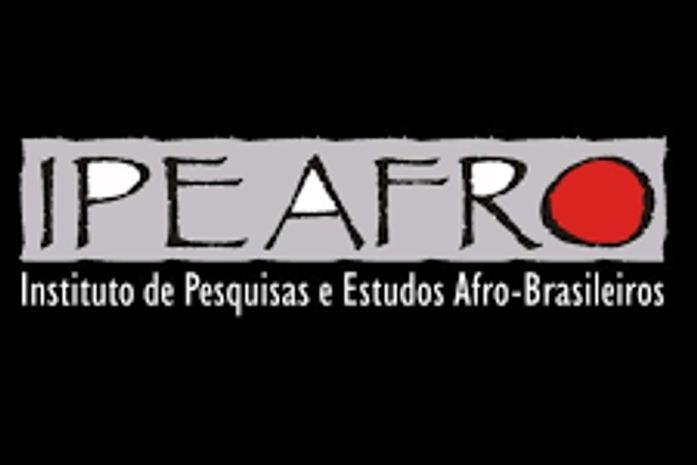 Para Elisa Larkin do IPEAFRO, o muito obrigada dessa ativista das Alagoas dos Palmares