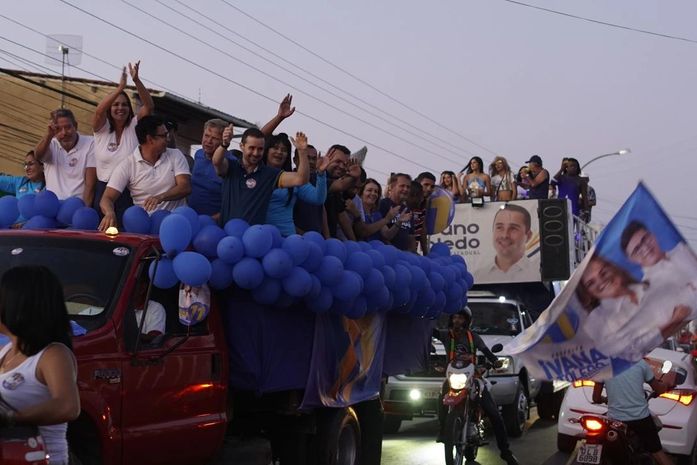 Ivana Toledo e Carlos da Educação fazem carreata histórica em Penedo