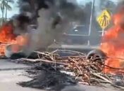 Moradores bloqueiam AL-101 em protesto por falta d’água em Marechal Deodoro