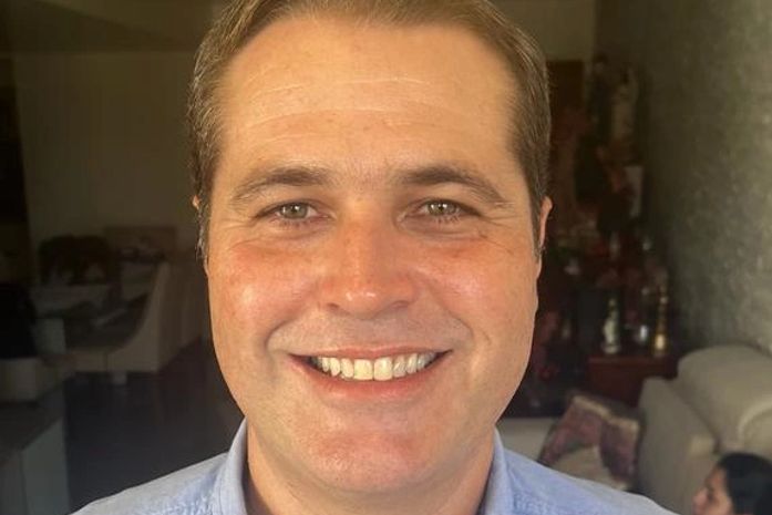 Neto de saudoso ex-governador de AL entra no páreo da disputa eleitoral de sua cidade