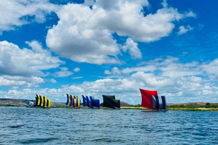 Corridas de barcos e canoas movimentam o Velho Chico durante segunda etapa de campeonato em Traipu