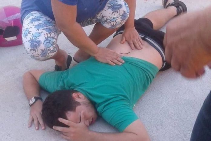 Jovem foi ferido nas costas