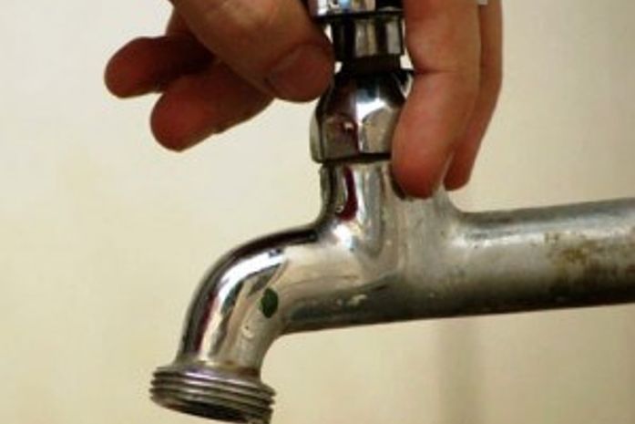 Parte alta da cidade fica sem água devido a problema na rede elétrica