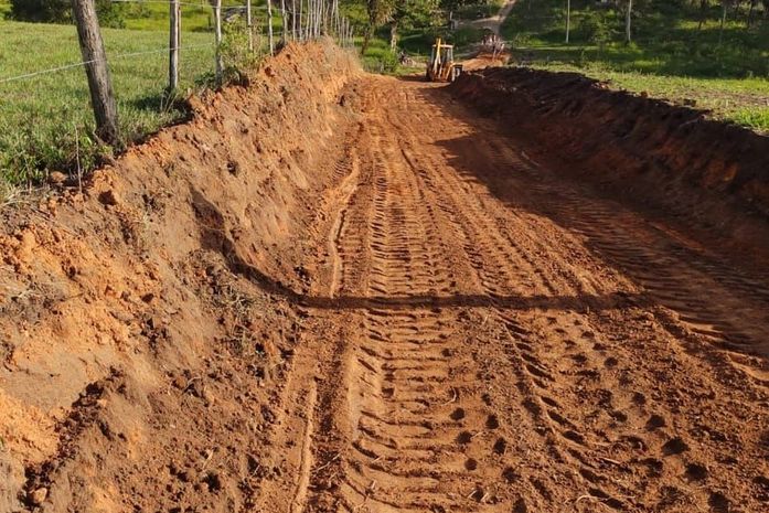 Prefeitura de Anadia constrói nova via de acesso ao Sítio Monte Alegre