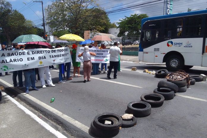 Trabalhadores do Veredas voltam a fechar Fernandes Lima em mais um dia de greve